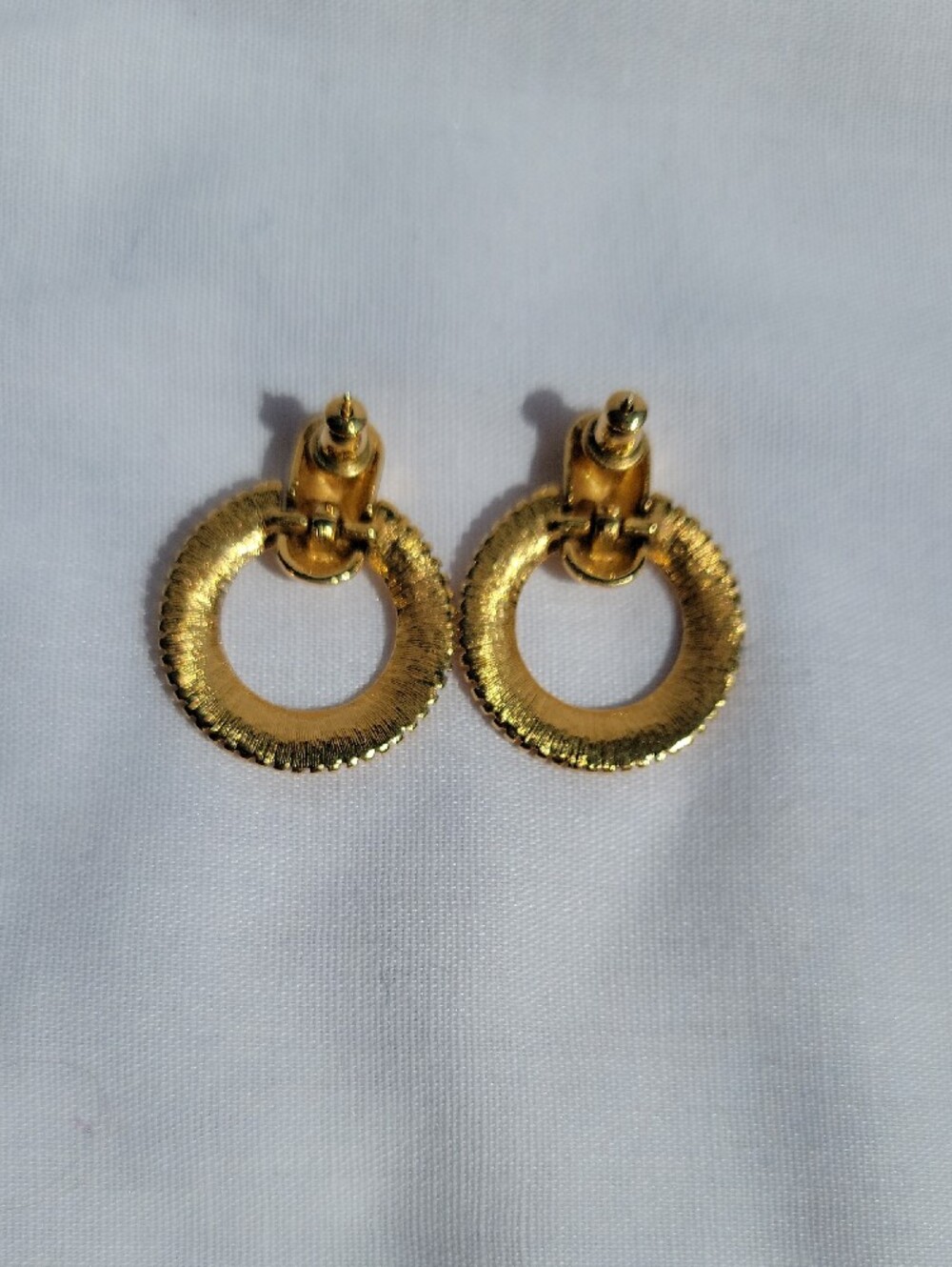 Vintage Avon Gold Textured Hoop Drop Pierced Earrings - Women Jewelry - Picture 2 of 4